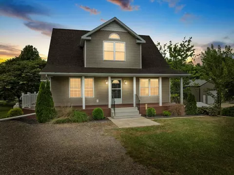 Exterior - 561 County Road 2000 E, Secor, IL 61771 photo 5 of 5
