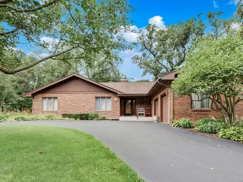 600 Aberdeen Rd # C, Frankfort, IL 60423