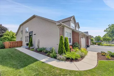 13531 S Golden Eagle Cir, Plainfield, IL 60544 photo 2