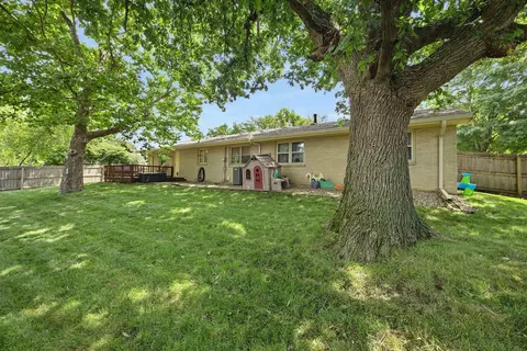 501 S Blair Dr, Normal, IL 61761 photo 3