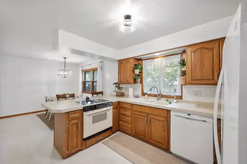 501 S Blair Dr, Normal, IL 61761 photo 12