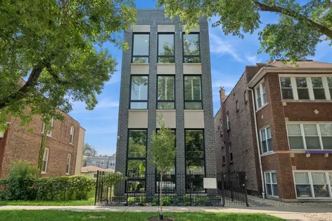 2253 W Huron St #3, Chicago, IL 60612