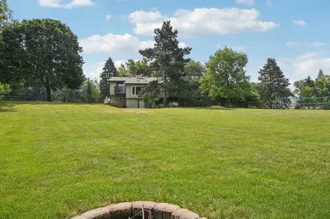 38 W608 Sunvale Dr, Elgin, IL 60124 photo 31