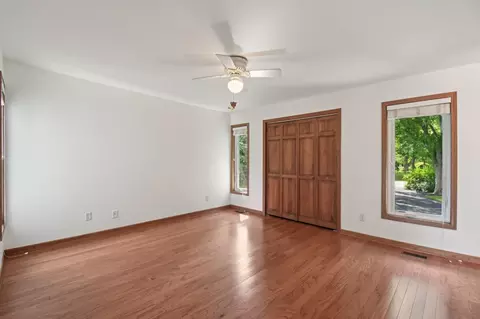 38 W608 Sunvale Dr, Elgin, IL 60124 photo 13