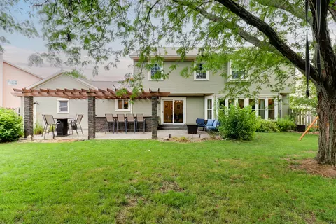 3 Brompton Ct, Bloomington, IL 61704 photo 2