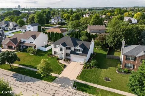 View/Area - 24901 Michele Dr, Plainfield, IL 60544 photo 2 of 7