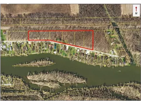 12605 E Metcalf Ave, Momence, IL 60954