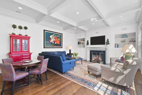 Living - 1300 Hackberry Ln, Winnetka, IL 60093 photo 1 of 8