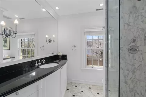 Bath - 1300 Hackberry Ln, Winnetka, IL 60093 photo 2 of 7