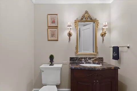 Bath - 1300 Hackberry Ln, Winnetka, IL 60093 photo 1 of 7