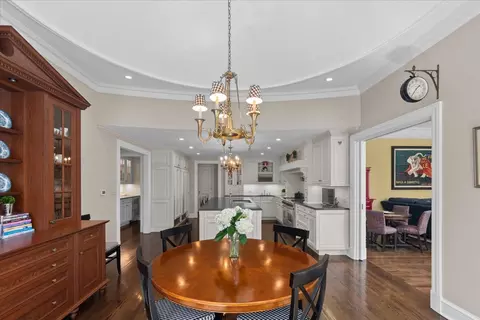 Dining - 1300 Hackberry Ln, Winnetka, IL 60093 photo 3 of 9