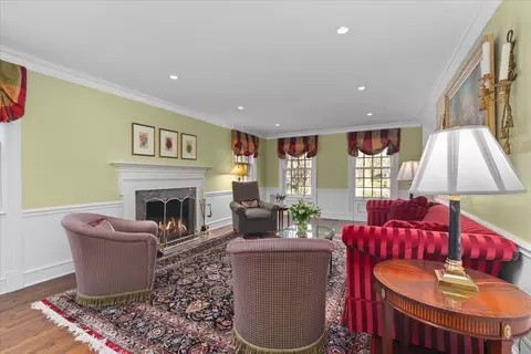 Living - 1300 Hackberry Ln, Winnetka, IL 60093 photo 8 of 8