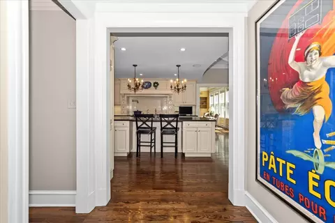 Entry Way - 1300 Hackberry Ln, Winnetka, IL 60093 photo 3 of 4