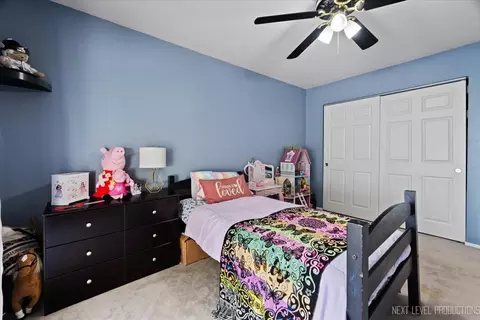Bedroom - 1061 Cascade Dr, Aurora, IL 60506 photo 2 of 4