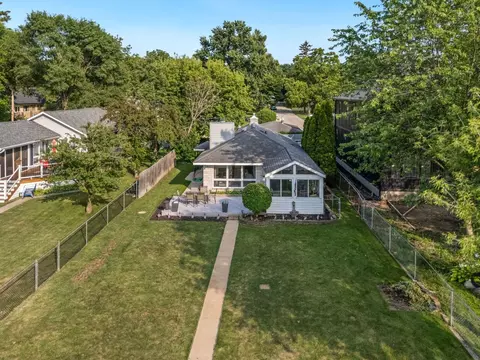 Exterior - 1515 N River Rd, Mchenry, IL 60051 photo 6 of 7