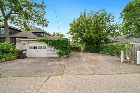 Exterior - 1515 N River Rd, Mchenry, IL 60051 photo 2 of 7