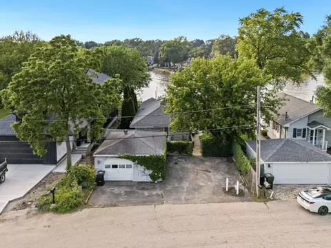 View/Area - 1515 N River Rd, Mchenry, IL 60051 photo 1 of 5