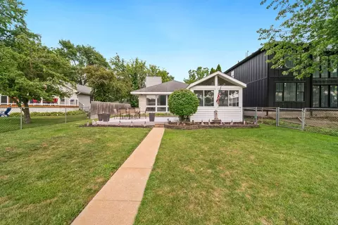 Exterior - 1515 N River Rd, Mchenry, IL 60051 photo 3 of 7