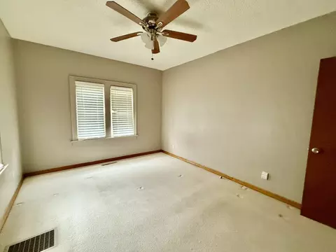 Bedroom - 418 W Devlin St, Spring Valley, IL 61362 photo 3 of 4
