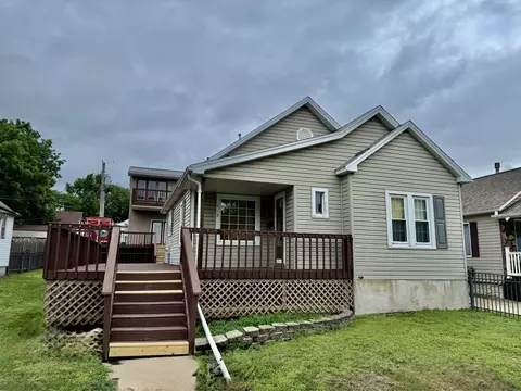 Exterior - 418 W Devlin St, Spring Valley, IL 61362 photo 1 of 10