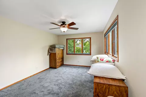 Bedroom - 172 Hamilton Ave, Frankfort, IL 60423 photo 1 of 4
