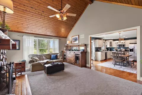 Living - 27425 S Steven Ray Dr, Monee, IL 60449 photo 2 of 4