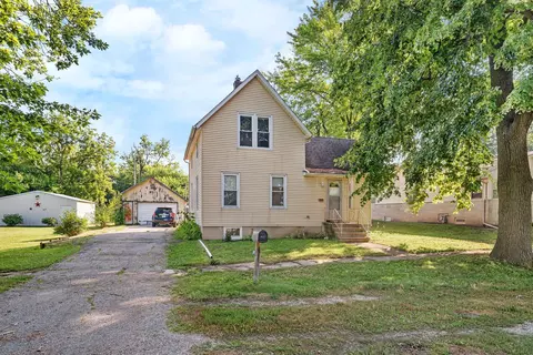 309 Elk St, Odell, IL 60460