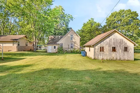 Exterior - 309 Elk St, Odell, IL 60460 photo 5 of 7