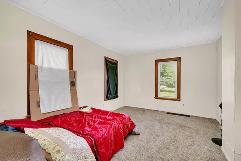 Bedroom - 309 Elk St, Odell, IL 60460 photo 2 of 4