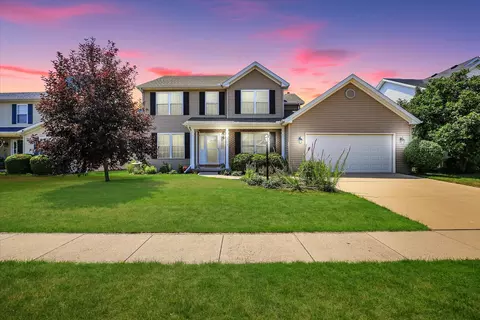 303 Dropseed Dr, Savoy, IL 61874