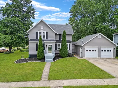 444 S Chestnut St, Princeton, IL 61356