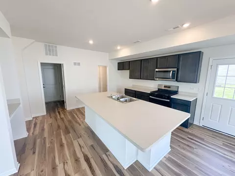 Kitchen - 1015 Celebration Dr, Aurora, IL 60504 photo 2 of 3