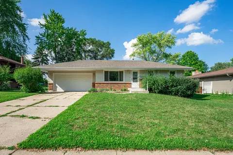 5516 Pebble Creek Trl, Loves Park, IL 61111