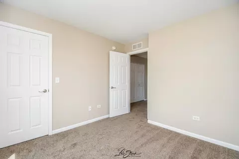 Bedroom - 814 Daniel Dr, Minooka, IL 60447 photo 3 of 5