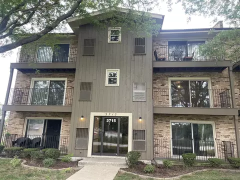 3715 W 119th St #206, Alsip, IL 60803