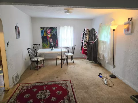 1010 Maplecrest St, Joliet, IL 60432 photo 3