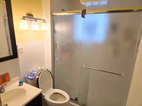 1010 Maplecrest St, Joliet, IL 60432 photo 7