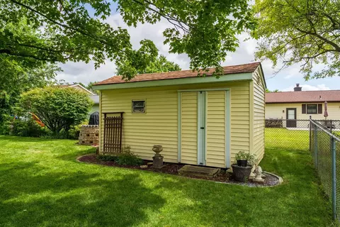 1407 Chadwick Dr, Normal, IL 61761 photo 8