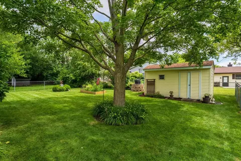 1407 Chadwick Dr, Normal, IL 61761 photo 33