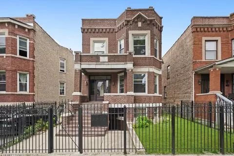 1621 N Tripp Ave, Chicago, IL 60639
