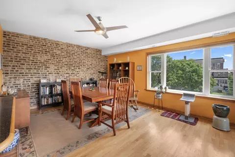 900 E 62nd St #2E, Chicago, IL 60637 photo 6