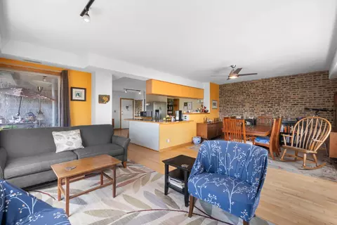 900 E 62nd St #2E, Chicago, IL 60637 photo 10