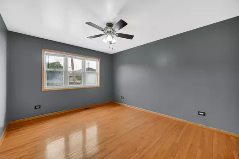 Bedroom - 13 Sunset Ct, Steger, IL 60475 photo 2 of 3
