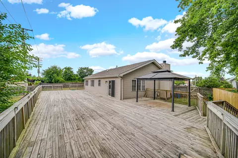 Exterior - 13 Sunset Ct, Steger, IL 60475 photo 3 of 6
