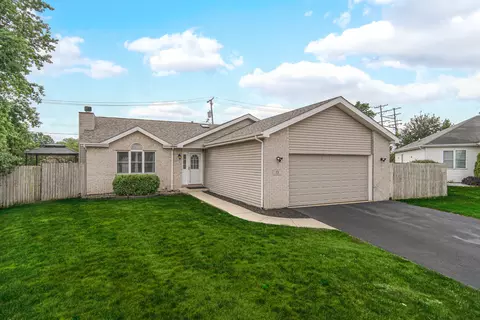 Exterior - 13 Sunset Ct, Steger, IL 60475 photo 2 of 6