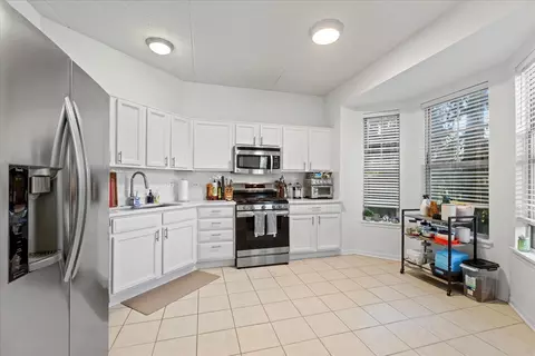 660 Prestwick Ln #208, Wheeling, IL 60090 photo 5