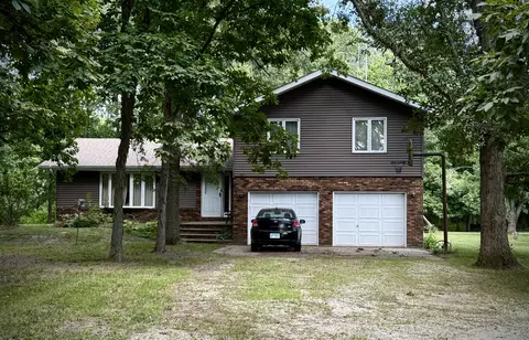 1998 N County Highway 30, Gilman, IL 60938