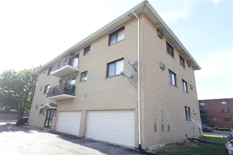 10425 Mayfield St #3W, Oak Lawn, IL 60453