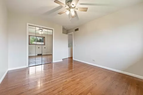 1 N210 Darling St, Carol Stream, IL 60188 photo 9