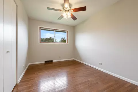 1 N210 Darling St, Carol Stream, IL 60188 photo 12